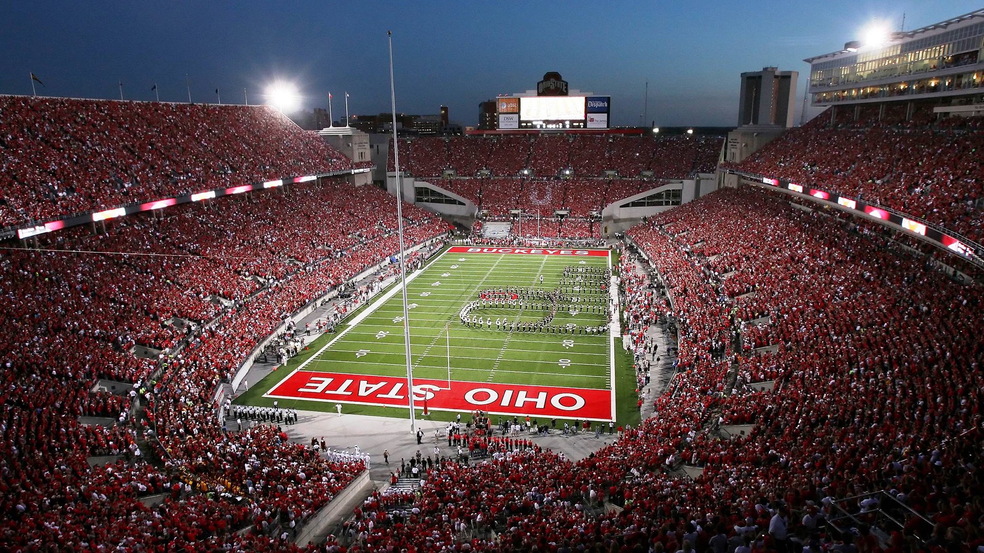 足球战术创新成为焦点